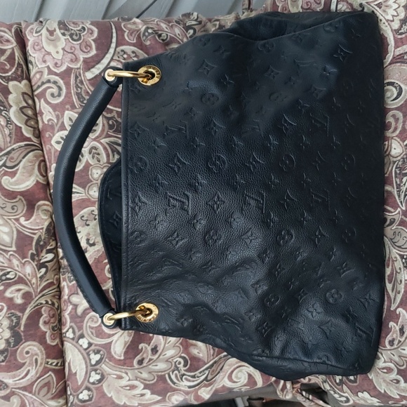Louis Vuitton Handbags - 💎 EMPREINTE 💎 artsy navy blue leather Louis Vuitton